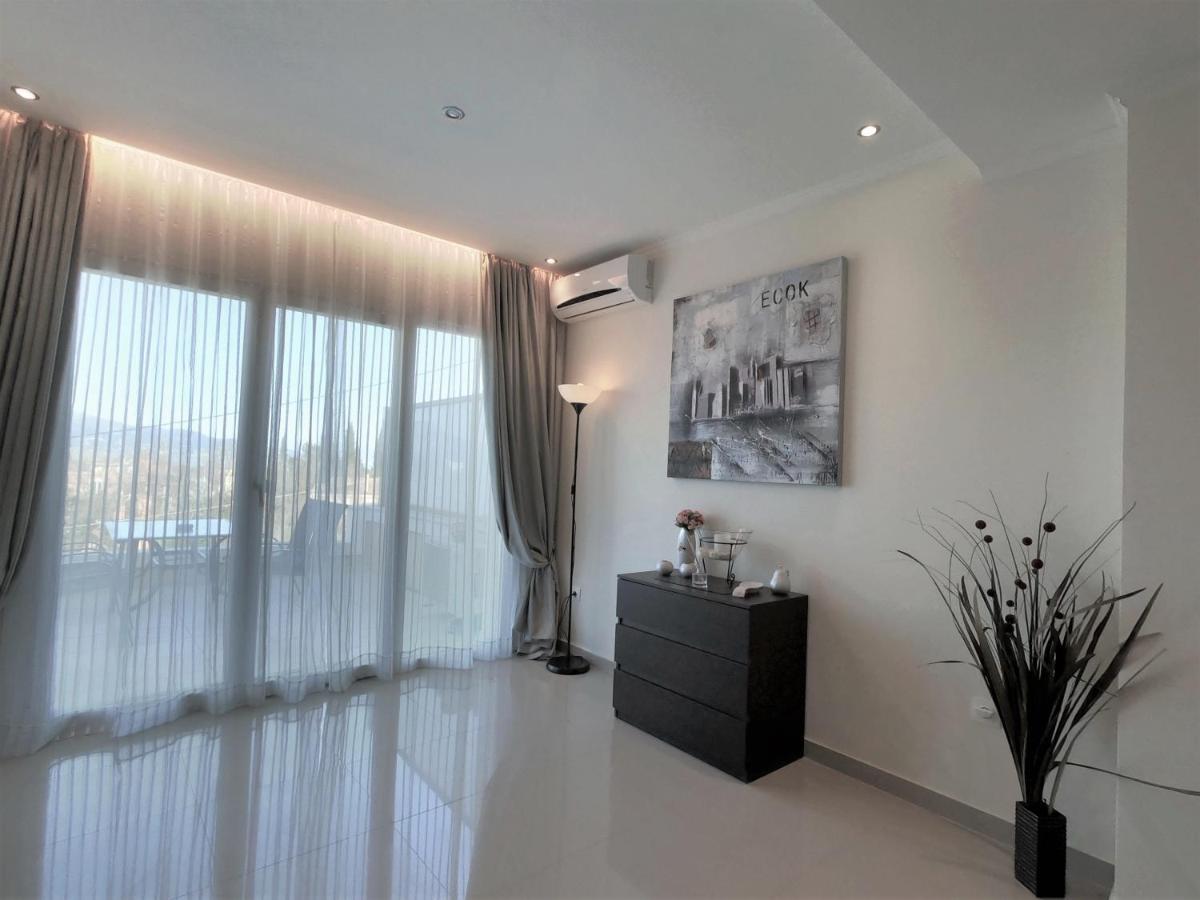 Sunshine Home 1 With Sea View Alepou Exteriör bild
